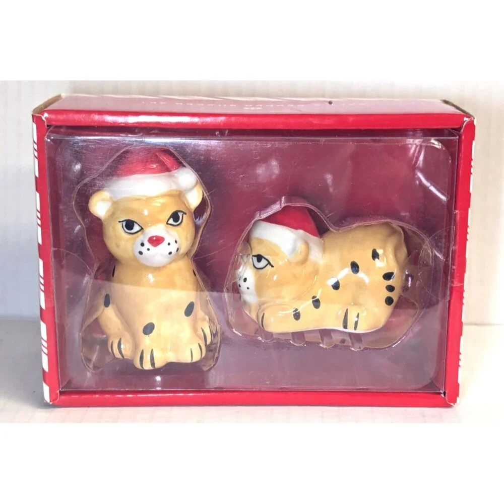 Leopard Cheetah Salt and Pepper Shakers Spotted Cats Cubs Santa Hat Ceramic